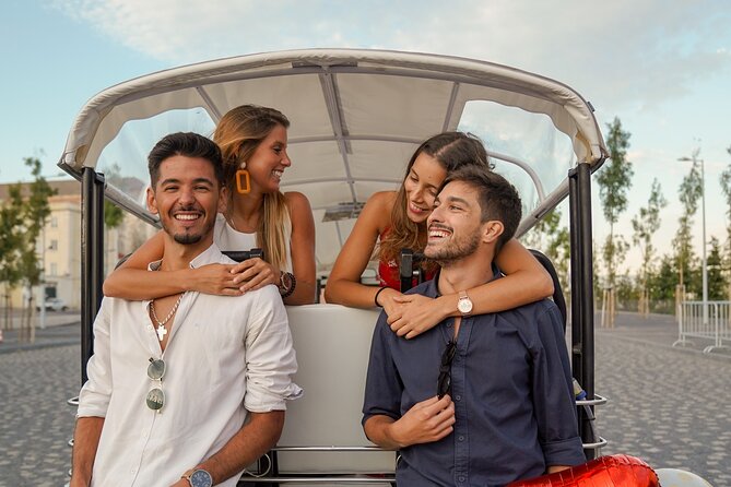 2 Hour Lisbon Private Guided Tour in a Tuk Tuk - Castelo de S. Jorge area: history views with practical timing