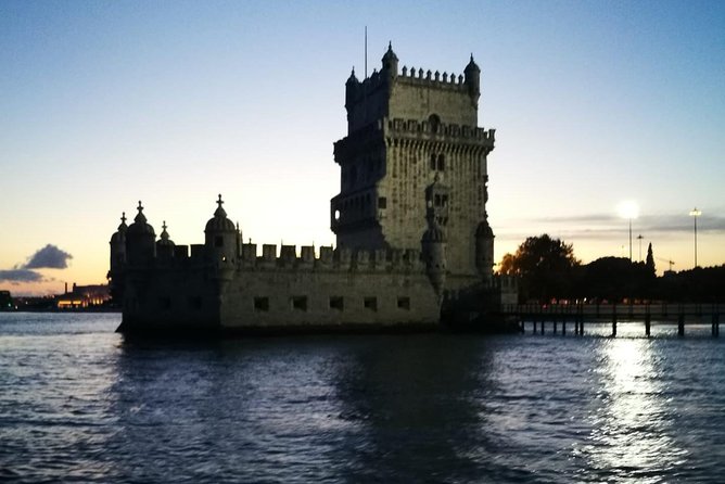 2-Hour Lisbon Traditional Boats Sunset Cruise with White Wine - The Onboard Experience: Hosts, Music, and What to Expect Day-to-Day