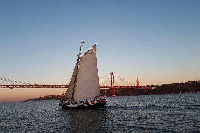 2-Hour Lisbon Traditional Boats Sunset Cruise with White Wine - White Wine, Sunset Timing, and How the 2 Hours Really Feels