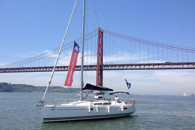 2 Hours Private Sailing Tour in Lisbon - Belem Tower and the Discovery Monument, A Classic Lisbon View From Deck