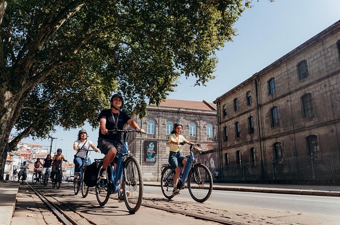 3-Hour Porto Highlights on a Electric Bike Guided Tour - Safety and Traffic, What You Need to Know Before You Book