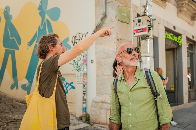3-hour private guided walking tour of the BEST of Porto - Rua das Flores and Jardim do Infante Dom Henrique, old streets plus a pause