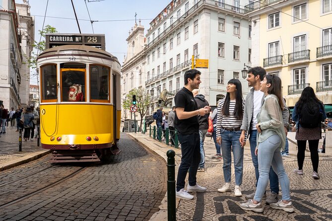 360º Lisbon: Helicopter Flight, Boat Trip and Old Town Walking - Praça do Comércio (Terreiro do Paço): A Waterfront Square With Serious Scale