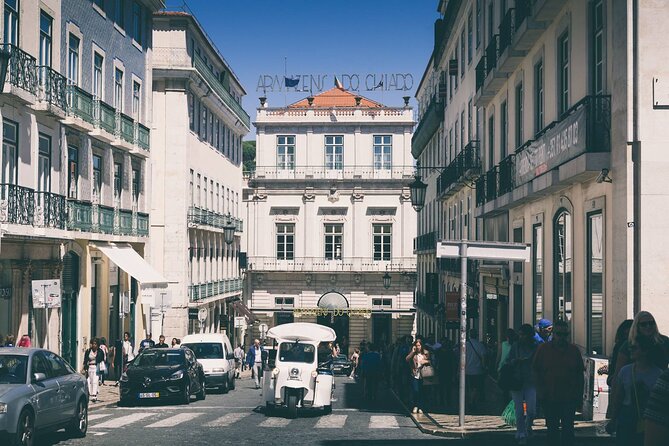 4 Hour Lisbon Private Guided Tour via Tuk Tuk - The Tuk Tuk Experience: Climb Toward Views Without the Strain