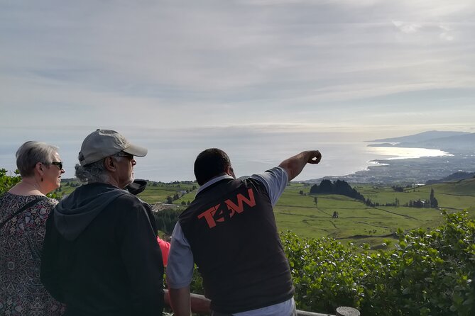 8-Hour Private Tour in 4x4 Vehicle from Ponta Delgada - Getting in and out of the 4x4: comfort tips that matter