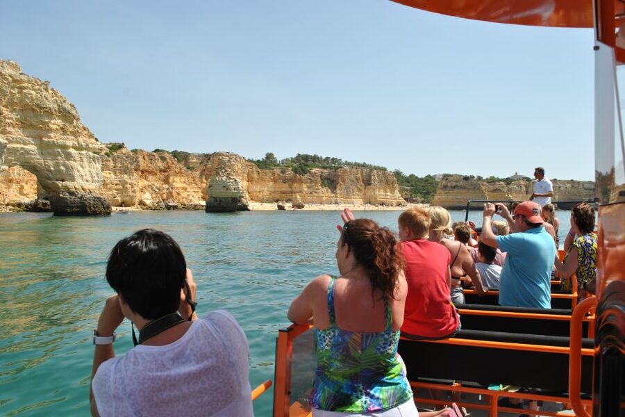 Albufeira: Dolphin Watching and Benagil Cave - What the Safety Briefing Really Changes on a Boat Trip