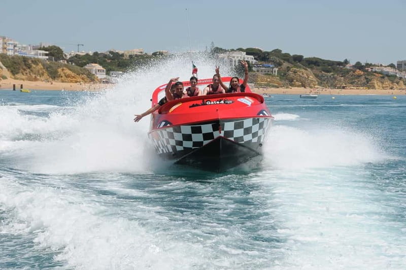 Albufeira: High-Adrenaline Jet Boat Ride - Momentos Dinâmicos Jet Boat in Albufeira: The quick reality check