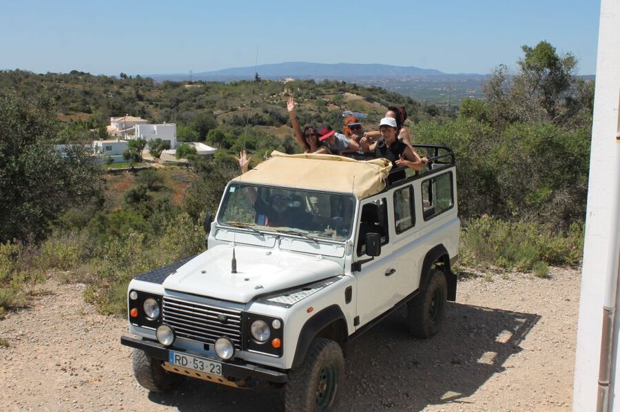 Albufeira: Jeep Safari Half-Day Countryside Tour - Viewpoints Along the Route: Orange Groves and Quick Photo Wins