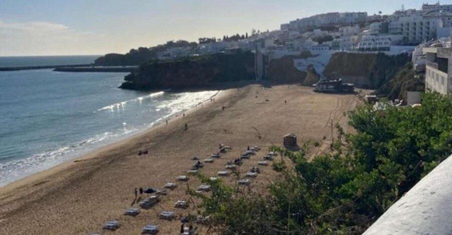 Albufeira: Old Town History Walking Tour with Tapas & Wine - Why Albufeira’s Old Town is better with a guide