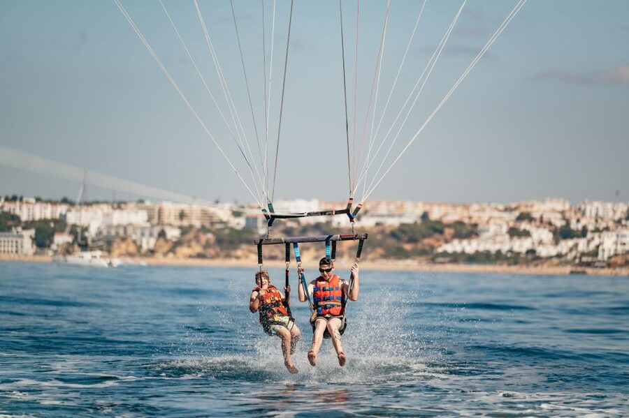 Albufeira: Parasailing Boat Trip - From marina to sky: how the Albufeira flight actually works