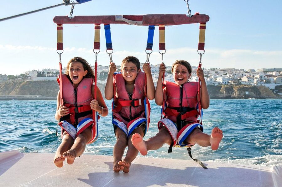 Albufeira: Single, Double or Triple Parasailing Tour - Meeting at Albufeira Marina: The Quick Way to Start Right