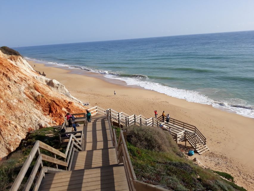 Albufeira: Tuk-tuk Sightseeing Tour - Aldeia das Acoteias, Tomatos Beach, and the Vilamoura marina near-miss