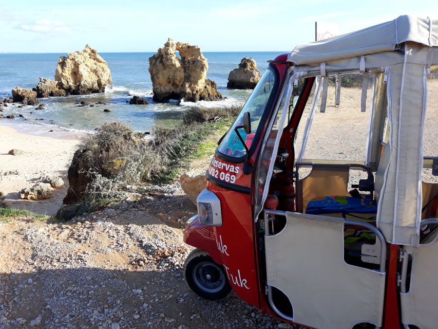 Albufeira: Tuk-tuk Sightseeing Tour - Downtown start: old town, new town, and the viewpoints that connect it all