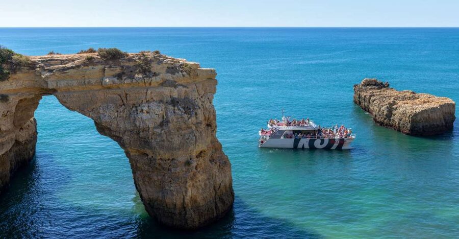 Algarve 3-Hour Caves and Coastline Boat Trip - Onboard comfort: lounge, bar, WiFi, and space that helps you enjoy the views