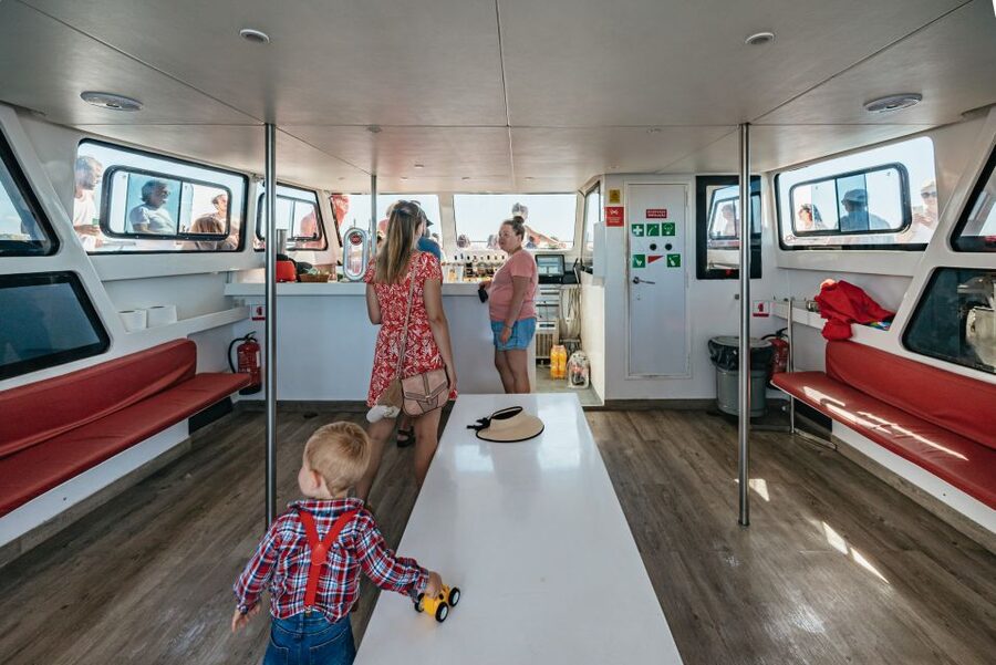 Algarve 3-Hour Caves and Coastline Boat Trip - Meeting point and what to do before you step aboard