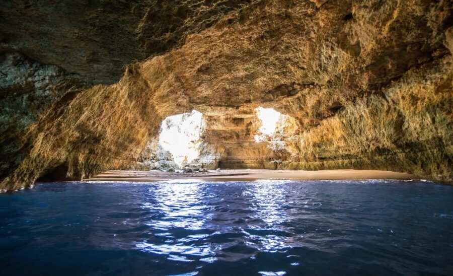 Algarve: Benagil Caves Open Speedboat Tour - Entering Benagil when conditions allow: manage expectations like a pro