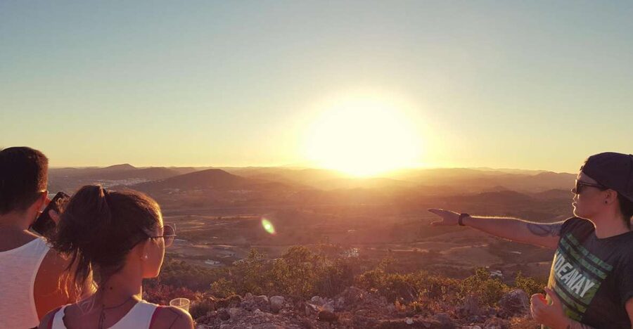 Algarve: Sunset Jeep Safari Tour - Cork Oak Stories, Leaf Scents, and the Nature Lessons That Stick