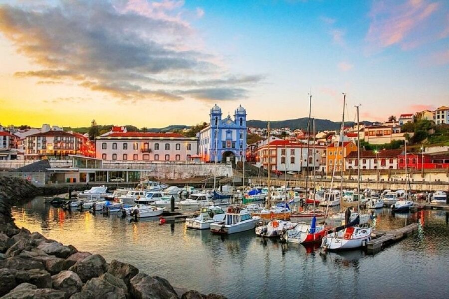 Angra do Heroísmo: Walking Tour with Local Pastry and Coffee - Price and what you really get for $53