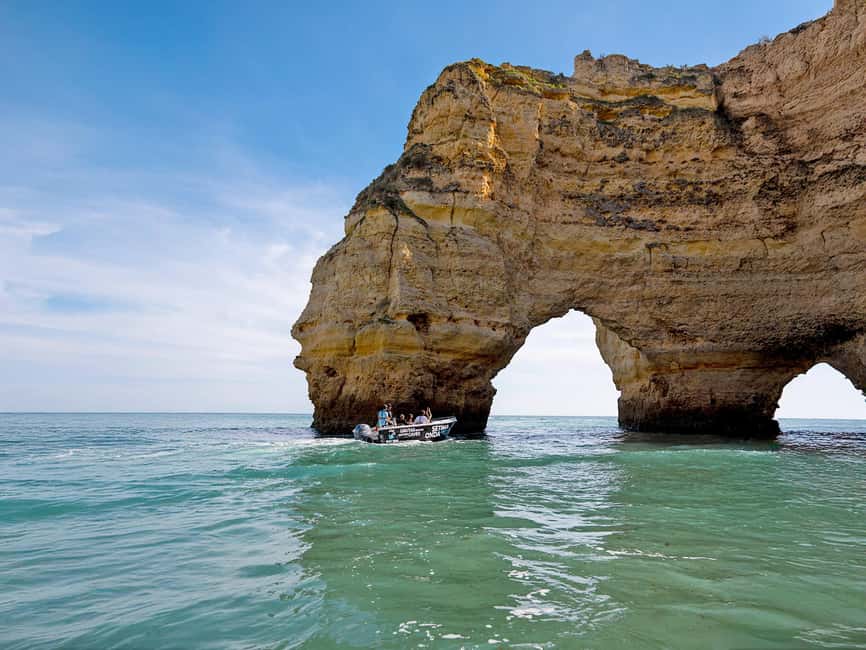 Armação de Pêra: Benagil´s 15 Best Caves Boat Tour - What the best reviews tell me about the experience