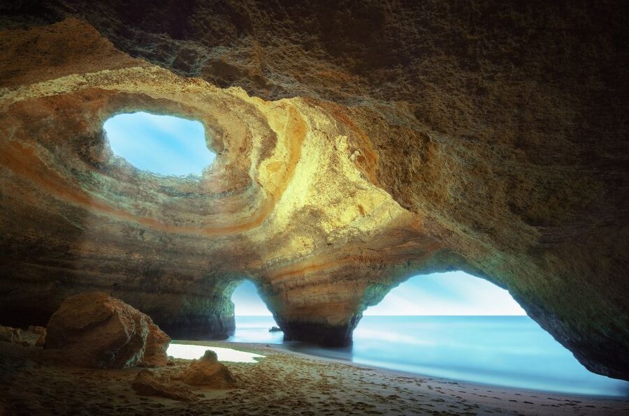 Armação de Pêra: Guided Boat Tour of Benagil's 15 Best Caves - Getting to Aurora Boat Trips: the part you shouldn’t rush