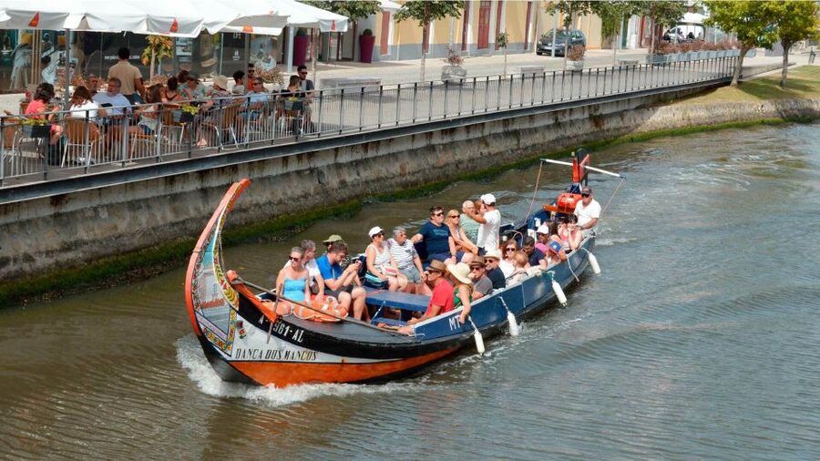 Aveiro: Traditional Moliceiro Boat Cruise - Why a Moliceiro cruise works so well for first-time Aveiro