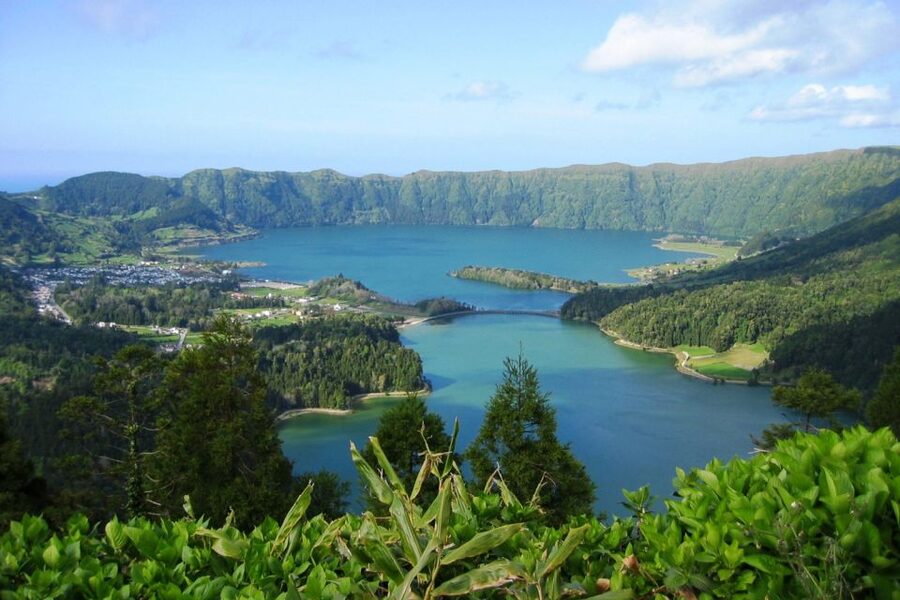 Azores: Sete Cidades Scenic Jeep Tour from Ponta Delgada - What the ride feels like: comfort, safety, and “expect some bumps”