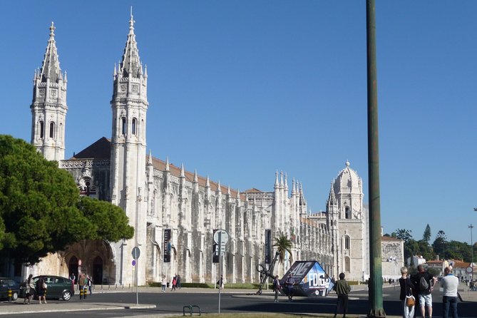 Belem and Jeronimos Monastery Guided Small Group Walking Tour - Logistics you can handle in one minute