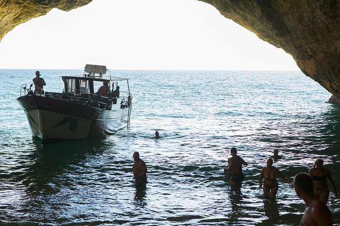 Benagil Cave Boat Tour - Catamarans or Rib - 2 H From Portimão - Comfort and safety: life vests, engine fumes, and seating reality
