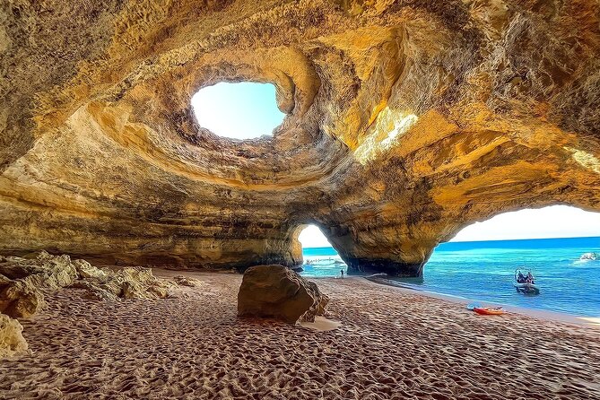 Benagil: Caves, Beaches, and Secret Spots Guided Kayak Tour - Before You Paddle: The Safety Briefing and Gear That Changes the Comfort Level