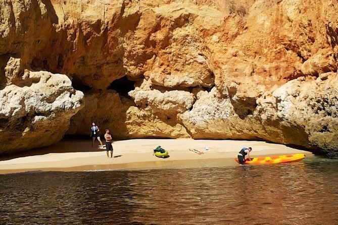 Benagil caves's kayak tour - Stop 2: Algar de Benagil and the famous cave route