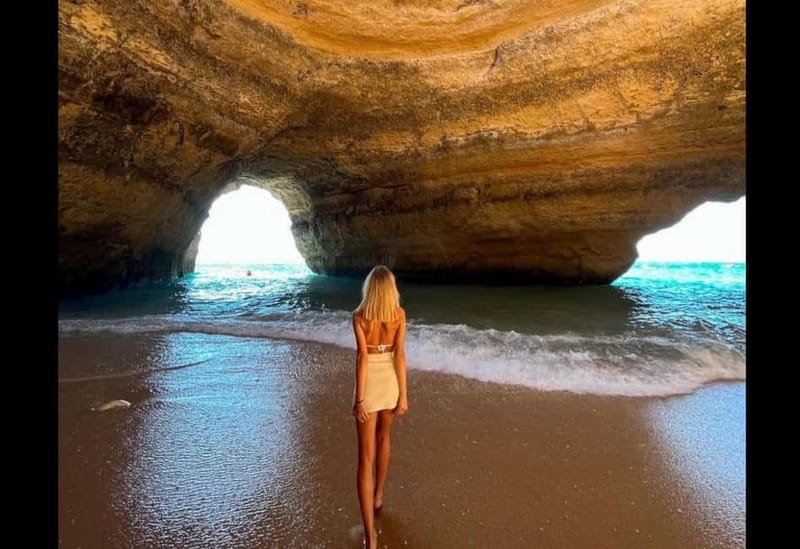 Benagil: Guided Kayak Tour inside caves and Praia da Marinha - Why this Benagil kayak route feels special, not just scenic