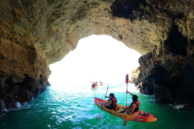 Benagil Kayak - Stop 3, Praia do Barranquinho: more of the calm coast