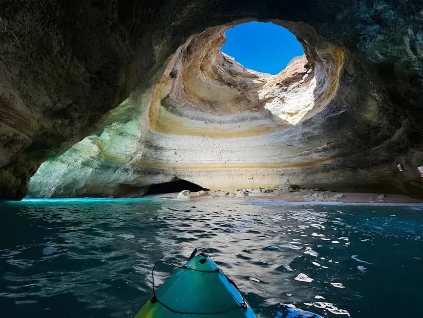 Benagil: Kayak Tour to Benagil Caves - Small Group - The 2-hour route: from Benagil Beach to Praia da Marinha