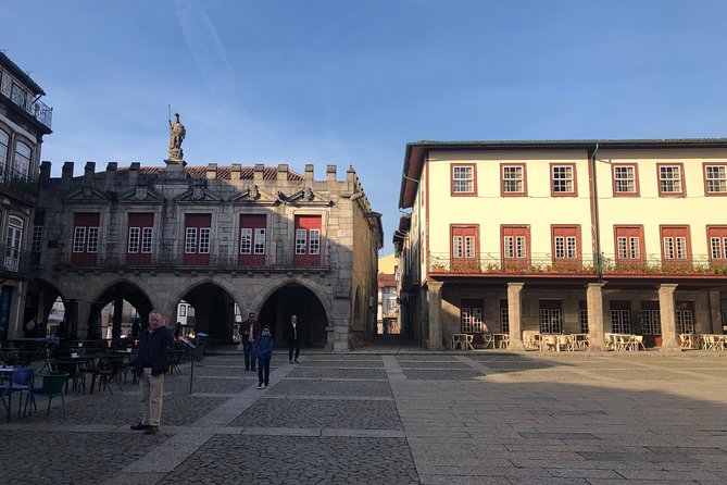 Braga & Guimarães Small Group Tour: Lunch & All Tickets Included - The Medieval Streets Of Guimarães: Walk, Shop, And Reset