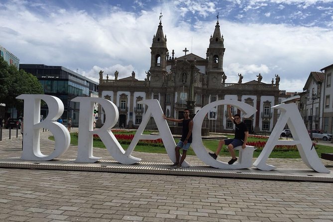 Braga & Guimarães Small Group Tour: Lunch & All Tickets Included - Price and logistics: What you are really paying for at $145.12