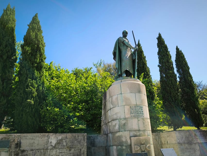 Braga & Guimarães Tour: Small Historical Group Tour - Braga Cathedral and the Christian Power of the City