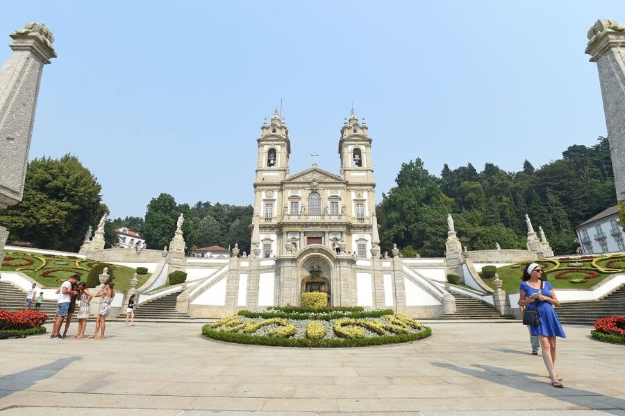 Braga: Tuk Tuk City Tour - Bom Jesus do Monte, the baroque staircase, and the payoff moment