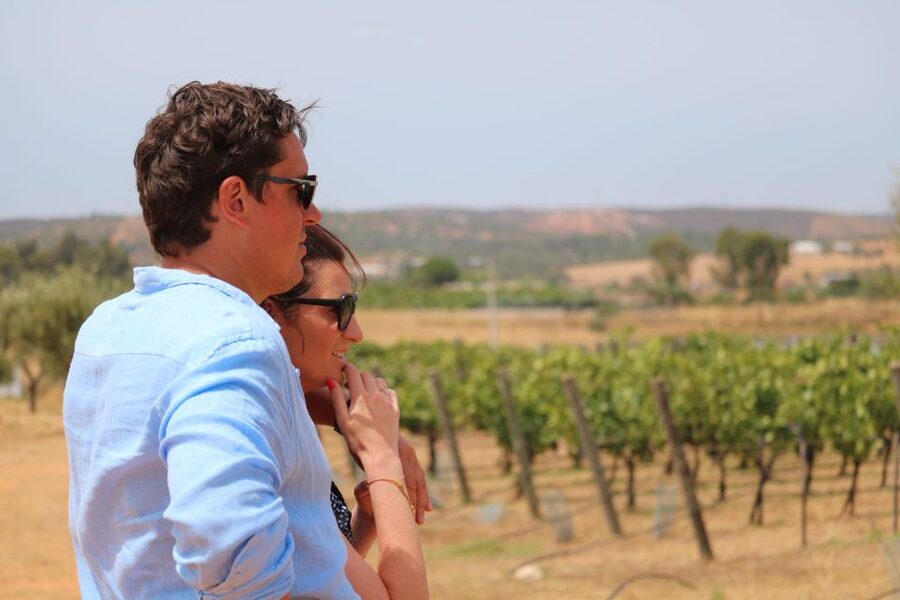 Carvoeiro/Portimão/Alvor: Wine Tour w/ Tasting, Tapas, Music - Transport choices in Portimão, Carvoeiro, Ferragudo, and Alvor