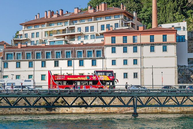 City Sightseeing Porto Hop-On Hop-Off Bus Tour - Porto on a schedule: how the Red and Blue lines work