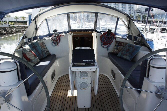 Coastal Tour on a Luxury Sailing Yacht - Vilamoura(Max 12 Guests) - Drinks, Snacks, Music, and the Comfort of a Yacht Day