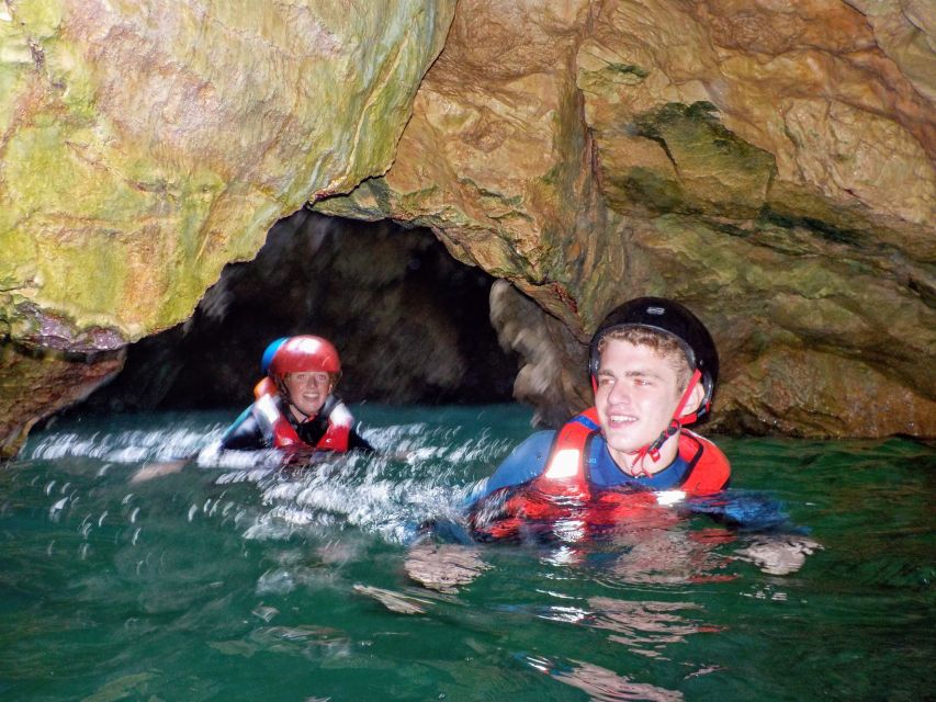 Coasteering Algarve: Cliff Jump, Swim & Climb in Sagres - What to pack: swimsuit, towel, sunscreen, water, and a sweater