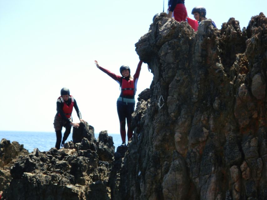Coasteering Algarve: Cliff Jump, Swim & Climb in Sagres - The guides: Nelson and Clara set a safety tone that matters