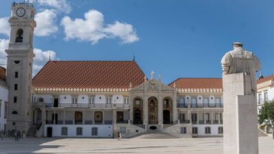 A Local’s Tour of the University + Skip-the-Line