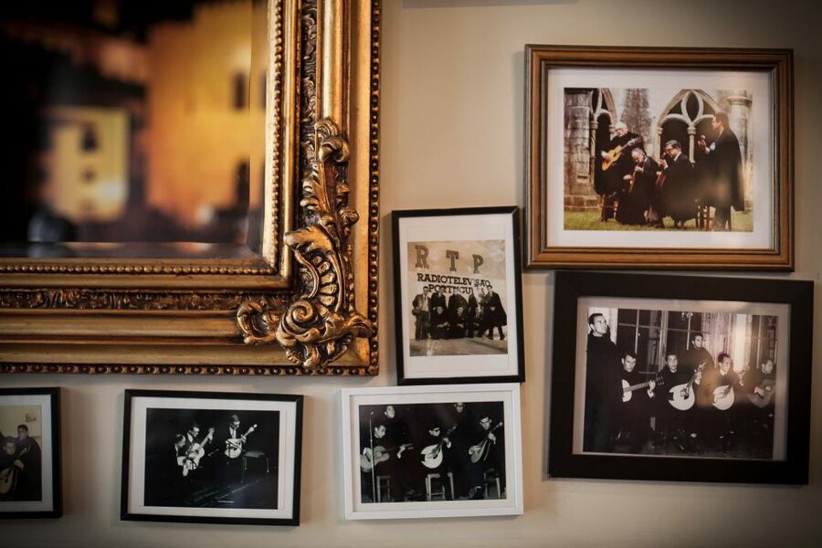 Coimbra: Live Fado Show with Glass of Port Wine - The music and the stories: how the show keeps you engaged
