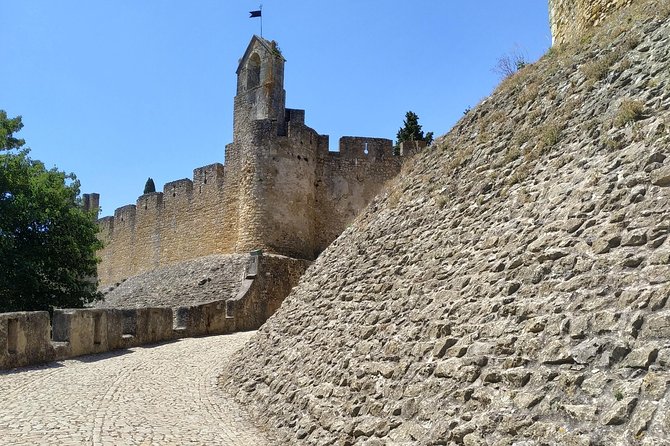 Convent of Christ Tour "Portugal in the Map" - Visit Tomar with a local guide! - Inside Convento de Cristo: what your guided hour-and-something will actually cover