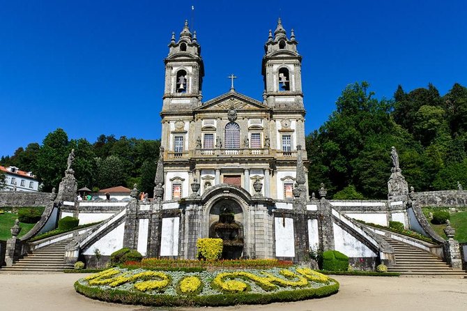 Day Trip Braga and Guimarães from Porto - Comfort and Logistics: A/C Van, Small Group Size, and Real-World Limits