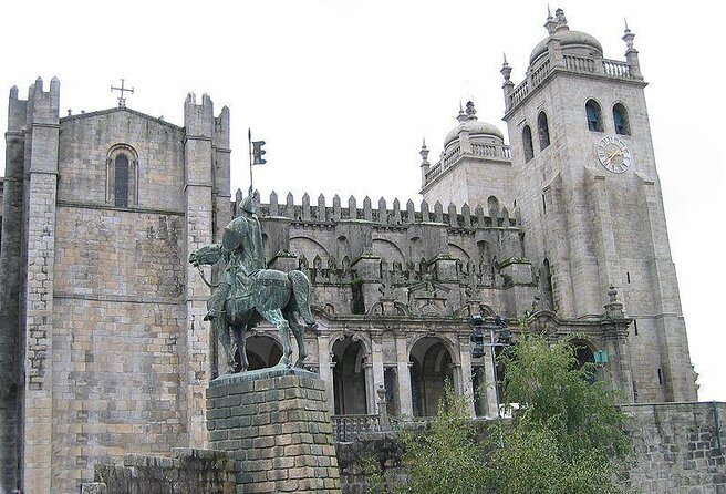 Discover Porto's Highlights on a 2-Hour Private Electric Tuk Tuk - Key things to know before you ride