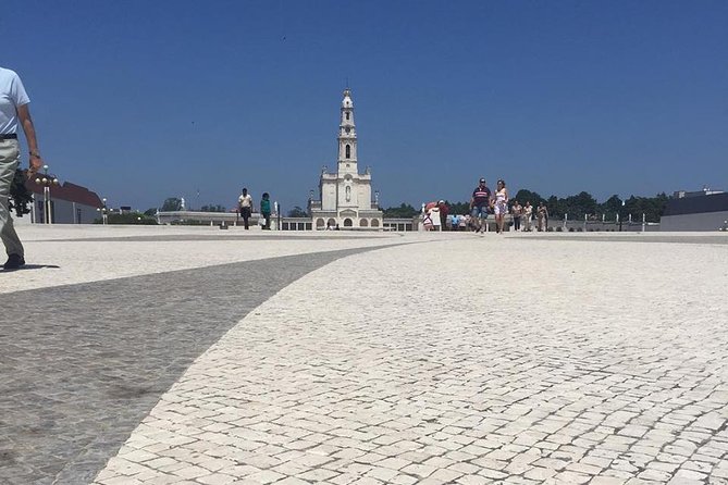 Divine Fátima Full Day Private Tour from Lisbon - Valinhos Sanctuary again and Loca do Anjo, the quiet time people remember