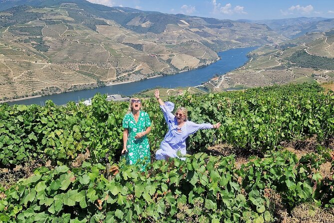 Douro Valley-Expert Guide-Boat-Lunch-Tastings-Offer wine bottle - Price and value: what $216.59 actually buys you