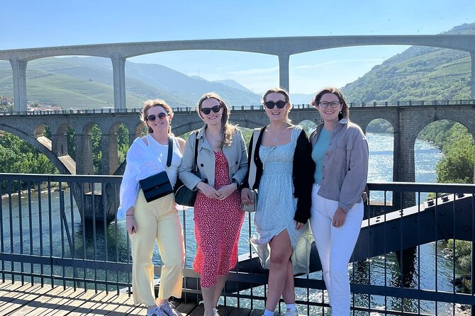 Douro Valley Tour - 3 Wine tastings, Lunch & river Cruise - Sabrosa Lunch at a Vintage House, Then a Guided Cellar Visit